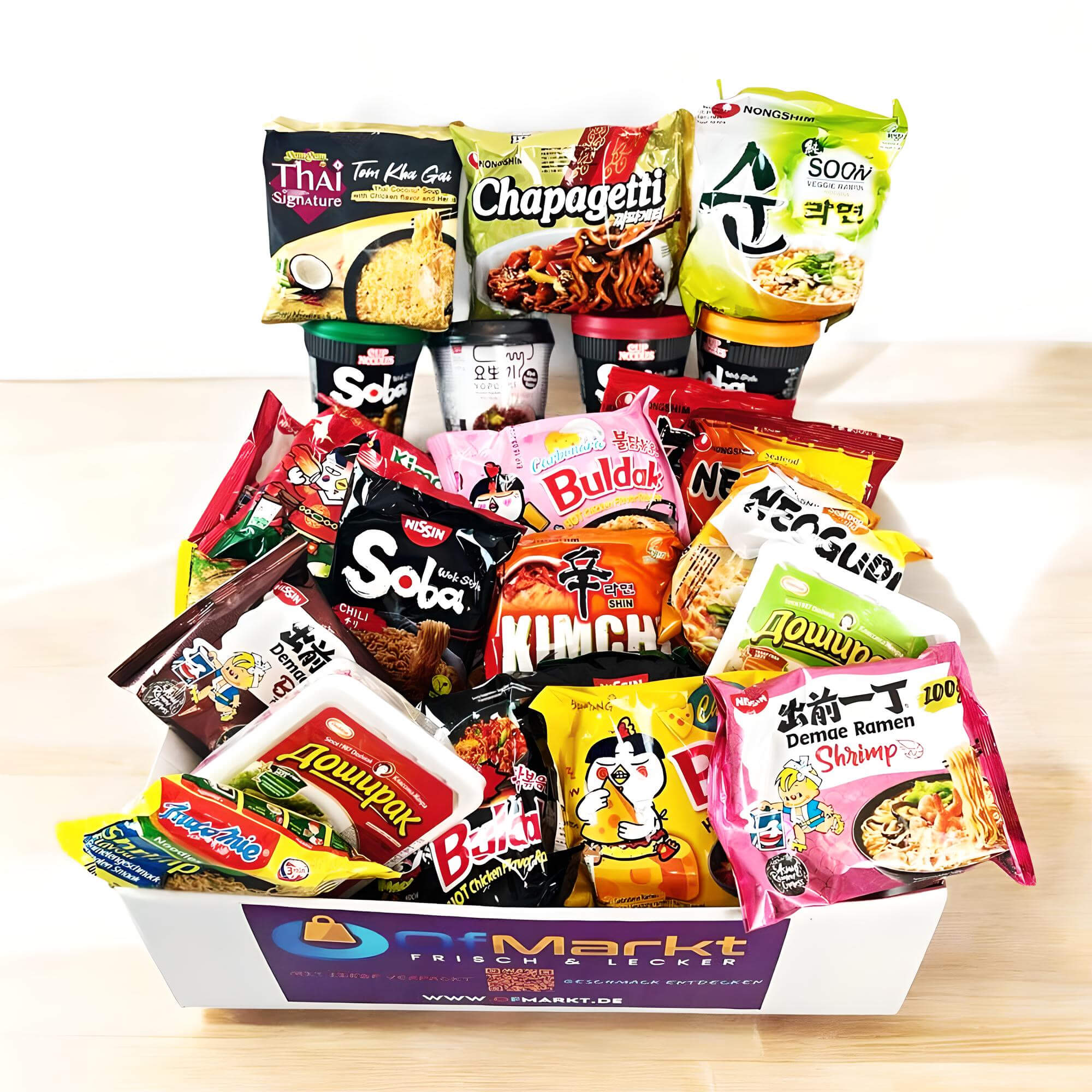 OFMARKT Internationale Noodles Set | 25 verschiedene Instant Nudeln aus aller Welt